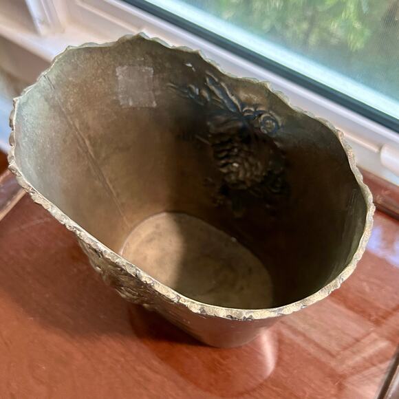 Vintage Bronze Tone Metal Raised Relief Floral Grapes Basket Bucket Flower Bin - Picture 8 of 16